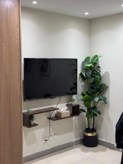 Cozy Studio Apartment - 9