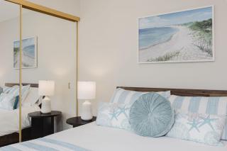 Harborlight House Coastal Comfort with Filtered Ocean Views walk to Harbor - El Granada - 5