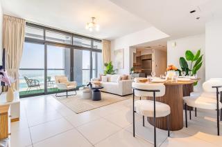 Families & Groups Paradise - 3 min walk to Reem Central Park and Beach - 10 people - Big Balcony - High Floor - Abu Dhabi - 4