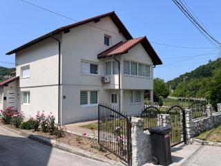 Apartman Aida - Hadžići - 0