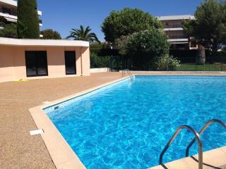 Studio en rez de jardin dans résidence calme avec piscine - Juan-les-Pins - 5