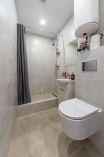Новий Люкс, ЖК Варшавський, Виговського 4012, 5 хв Ретровіль, Вишгород - Kiev - 6