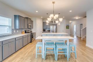 Fish, Swim and Unwind Retreat in Ocean Isle Beach! - 2