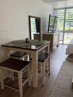 Beachfront studio with King Bed, WiFi and Free-Parking - Hauula - 5