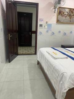hotel Hương Thiên Phú - Dĩ An - 3