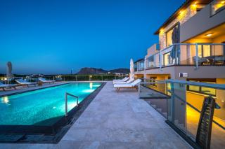 Villa Poseidon One - Sunset & Sea Front Villa - Chorafakia - 9