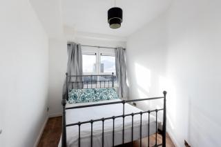 2 bed Bethnal Green Penthouse - London - 6