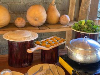 HUA TẠT HMONG Retreat - - 9
