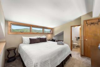 Walk to Lift Across from Holiday Valley AC - Ellicottville - 8