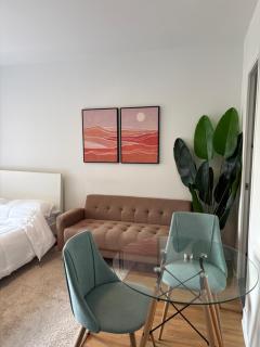 Cozy Studio in Prime location - Walk to Everything - Montréal - 0