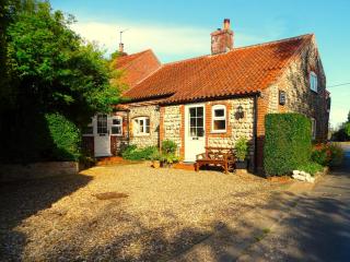 2 Bed in Roughton BUCN8 - Roughton - 0