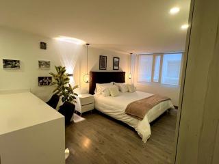 Apartamento con Jacuzzi, Calle 85, Zona T - 7