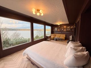 The Florentine Waterfront Hotel - 9