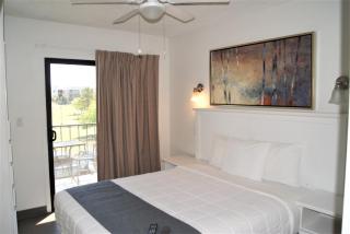 Scottsdale's premium short term getaway, Fully furnished 1 bedroom homes, FREE Golf, cable, utilities, Wi-Fi, parking, pool, and bike trails- Unit 241 apts - 8