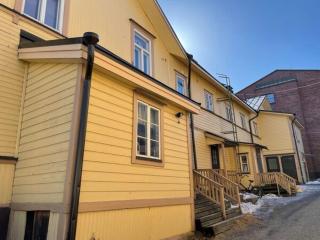 Historic SELF-SERVICE apartment in downtown Vaasa - Vaasa - 7