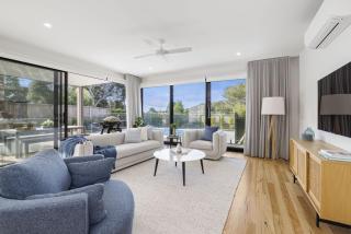 Coastmere at Rye - Luxury Poolside Retreat - Rye - 2