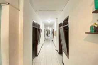 Hotel Bintang Mitra RedDoorz - Malang - 7