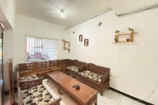 Hotel Bintang Mitra RedDoorz - Malang - 4