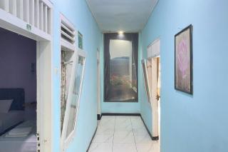 Hotel Bintang Mitra RedDoorz - Malang - 1