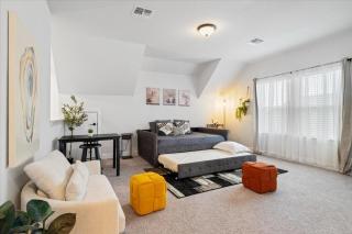 Private 2 bedroom Loft in a shared home-South ATX - 3