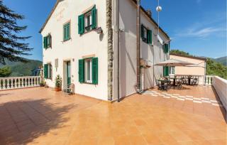 Pet Friendly Home In Ne - 4