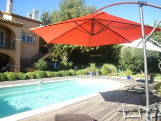 Holiday Home in Var near Beaches & Pool, cleaning included - Saint-Tropez - 2