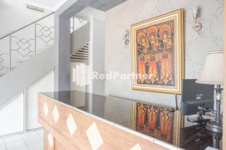 Crown Residence Hotel near Tugu Yogyakarta Mitra RedDoorz - Yogyakarta - 9