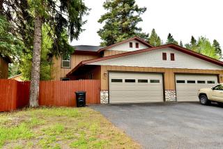 Sweet Dreams Retreat - Pet friendly home near Golf Course and Ponderosa Park w/ Wifi & garage - McCall - 6