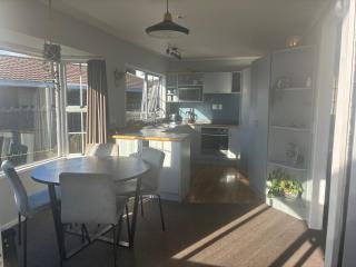 Cute and Cozy - Cambridge - 8