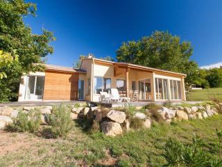 Tidy bungalow with dishwasher, cleaning included - Quillan - 8