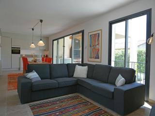 Villa in Malaucène with Heated Pool, cleaning included - Malaucène - 0