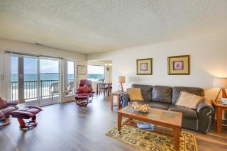 Comfortable Lincoln City Condo with Patio and Views! - 7