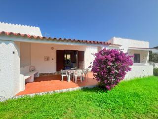 Vermentino Appartamento in Villa a 200m dal mare -Giardino, Wi-Fi, AC, BBQ, Parcheggio - Budoni - 1