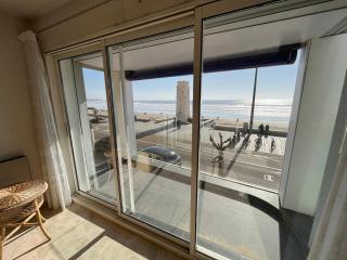 Appartement T2 avec balcon et vue mer, 1er étage, ascenseur, TV, cuisine équipée - FR-1-197-466 - Les Sables-dʼOlonne - 7