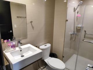 L&D Condominium - Manila - 6