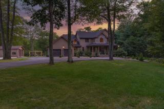 Family Lake Getaway,Hot Tub ,Pickleball,Firepit - 4