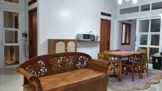Semesta Luxury Guest House - Geruntang - 5