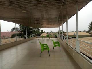 3 Bedroom Ensuite Located in Comm 11 - Tema - 4