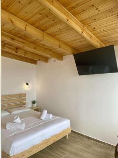 Frida Guesthouse - Himare - 1