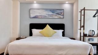 The Imperial Hotel - 8