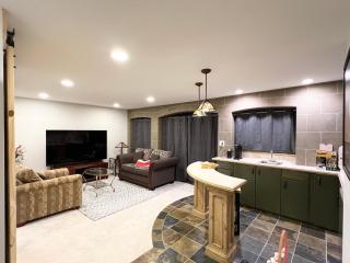 Luxury 2 Bedroom Suite - Vancouver - 0