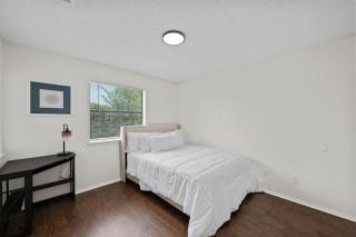 Charming two beds and baths home - Austin - 6