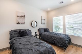 Cozy downtown luxury oasis - Houston - 5