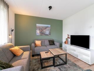 Holiday Home in Scherpenisse near Oosterschelde, cleaning included - Scherpenisse - 9