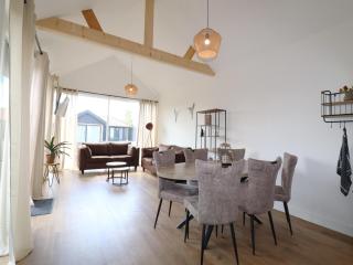 Nice holiday home near the Lauwersmeer, cleaning included - Anjum - 5