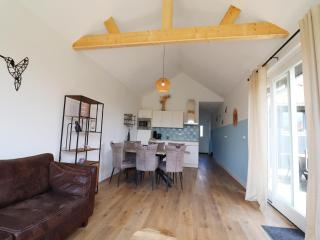 Nice holiday home near the Lauwersmeer, cleaning included - Anjum - 6