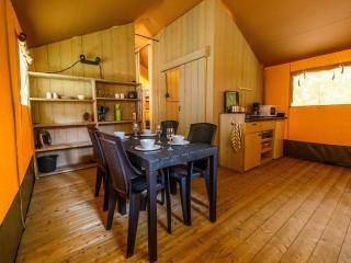 Glamping Tent in Netherlands with Terrace, cleaning included - Lathum - 0