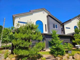 Poam Mountain Pool Villa Pension - Mungyeong - 2
