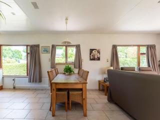 Holiday Home Zeeland near Westerschelde, cleaning included - Baarland - 8
