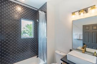 Cozy downtown luxury oasis - Houston - 3